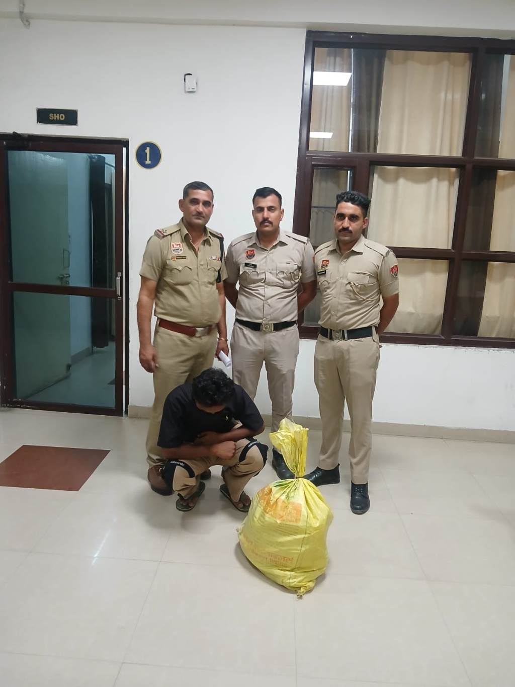 Accused Involved in Theft of Electricity Wires from Fields Arrested 13600 Kg Copper Wire and Motorcycle Used in Crime Recovered